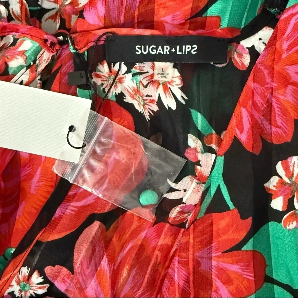 Sugarlips Rosabella Lover Black and Red Floral Romper. Size L